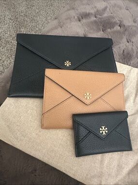 Tory Burch Black Pebbled Leather Envelope Wristlet with Gold Logo